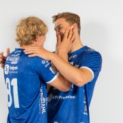 Alfred Jönsson sammen med hans bedste kammerat Karl Wallinius hvor de laver sjov og ballade