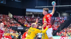 Aaron Mensing er hårdt skydende for det danske herrelandshold Aaron Mensing er hårdt skydende for det danske herrelandshold