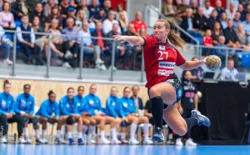Anne Petersen i kontra aktion for Team Esbjerg.