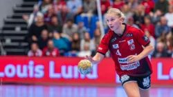 Michala Møller i aktion for Team Esbjerg i Champions League kamp, hvor hun var en af de bærende krafter mod Metz Handball