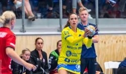 Den danske Metz spiller Louise Burgaard i aktion mod Team Esbjerg i deres Champions League kamp i Blue Water Dokken