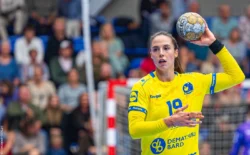 Den danske Metz spiller Louise Burgaard i aktion mod Team Esbjerg i deres Champions League kamp i Blue Water Dokken